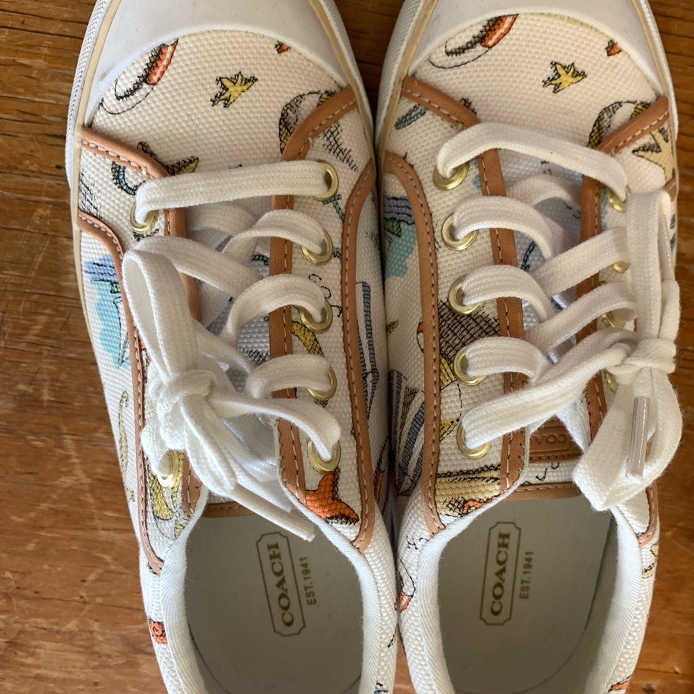 Coach Barrett Beach print canvas  and leather sneaker. - Picture 2 of 9